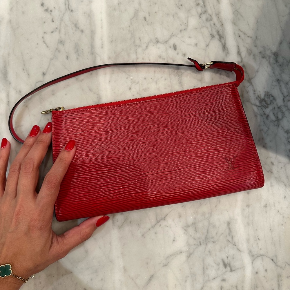 Louis Vuitton wristlet pochette accessories